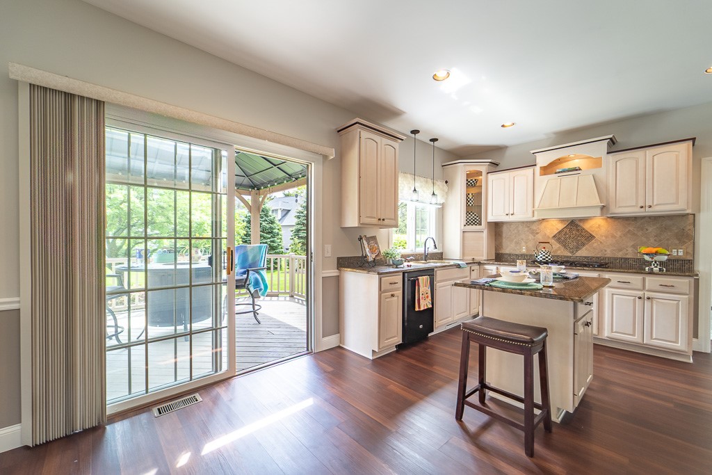 721 Mariner Cir Circle, Webster, New York image 12