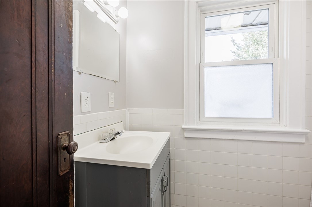 980 Arnett Boulevard, Rochester, New York image 21