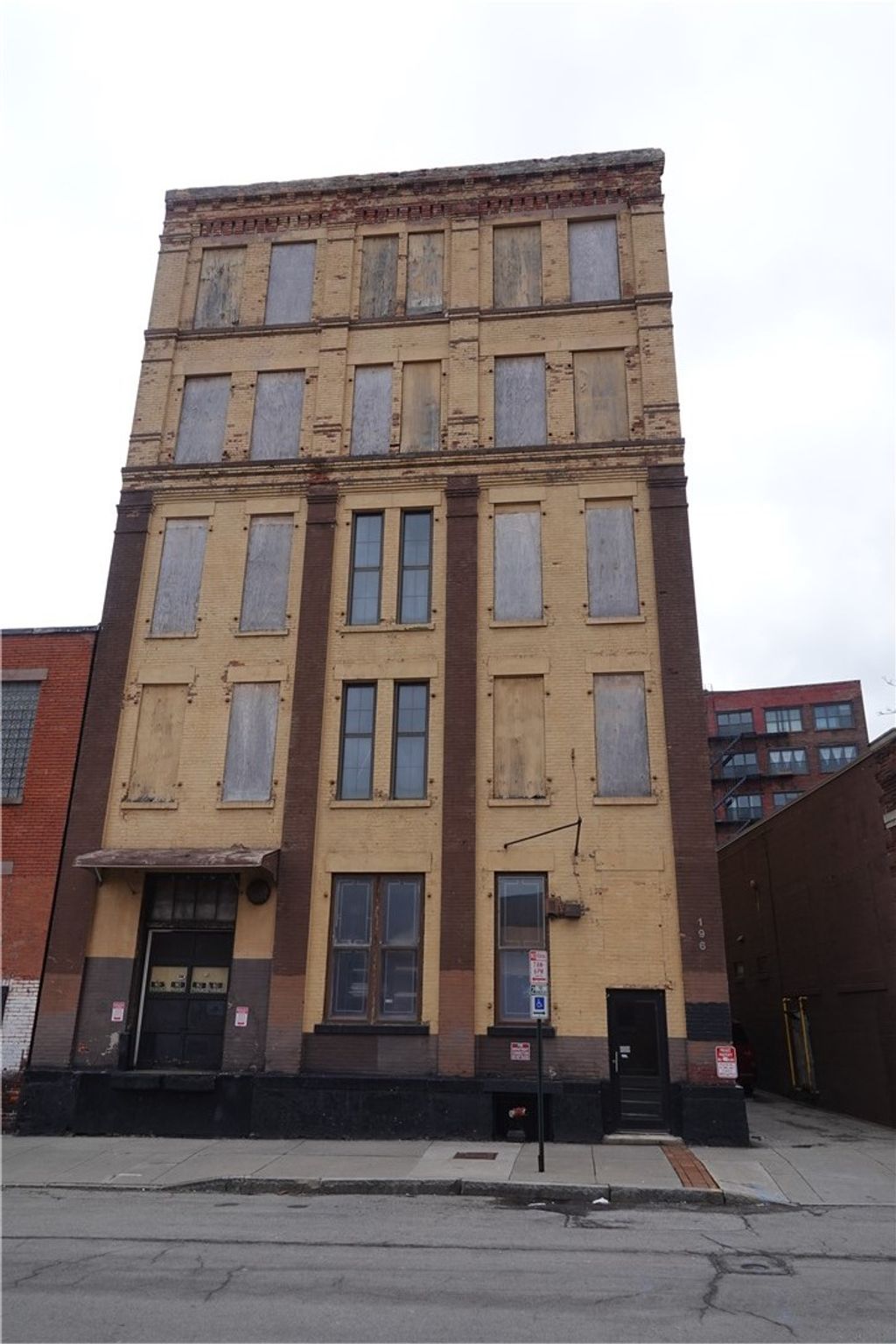 Photo of 196 N Water Street, Rochester, NY 14604 (MLS # R1668142)