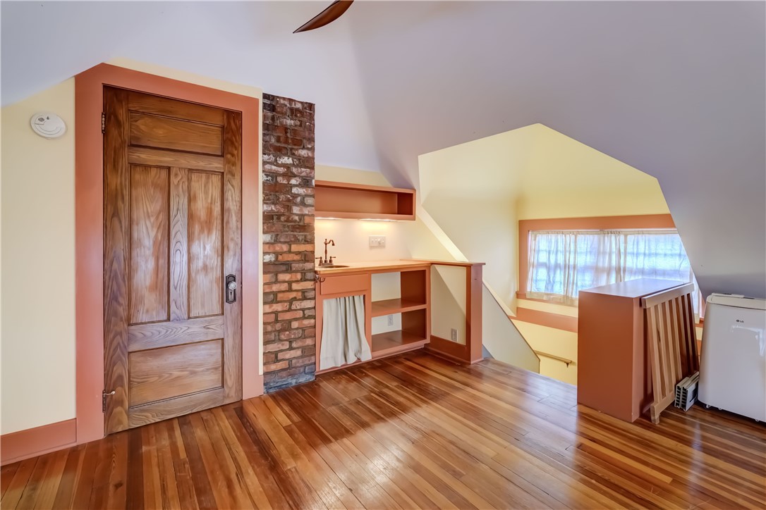 300 Mulberry Street, Rochester, New York image 36