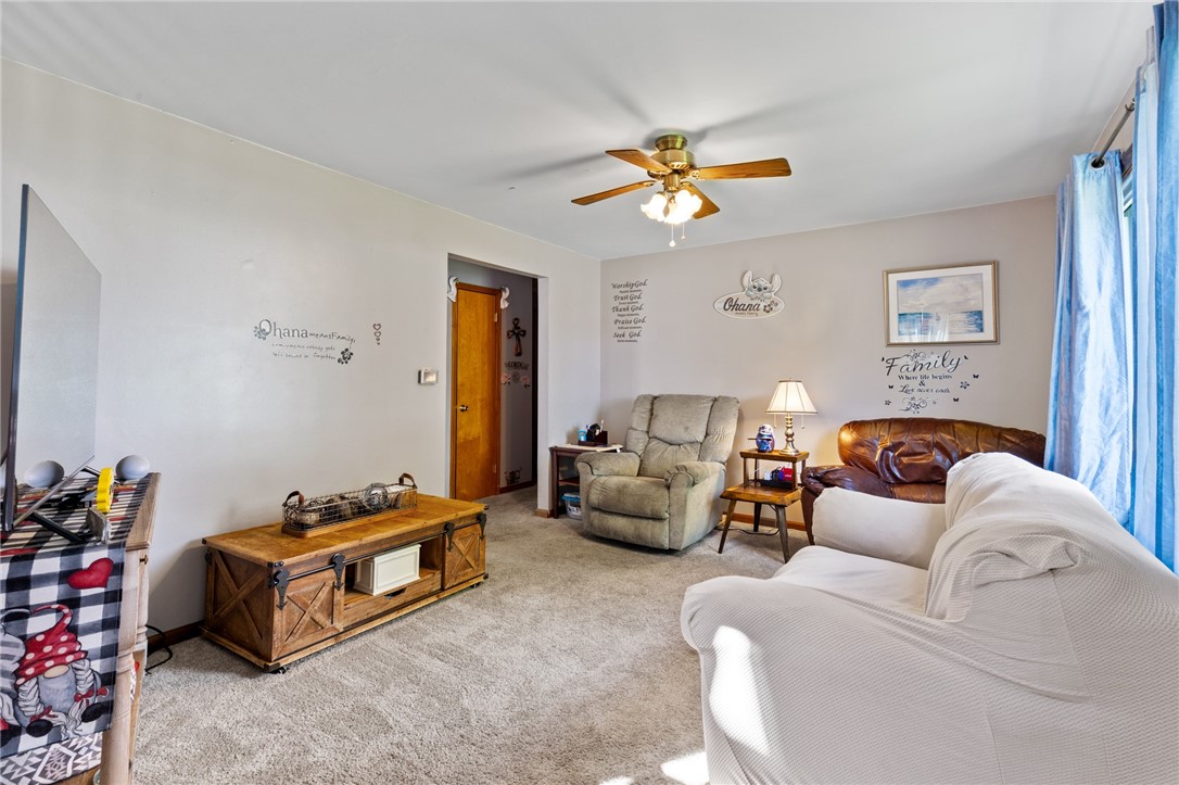 241 Ashwood Drive, Rochester, New York image 2