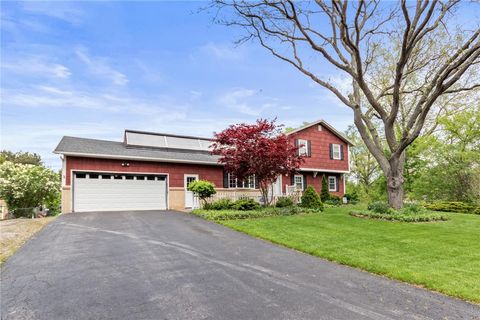 24 Wye Bridge Drive Greece NY 14612