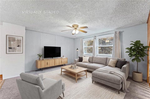 Tiny photo for 5787 Bonnie Brae Circle, Farmington, NY 14425 (MLS # R1723598)