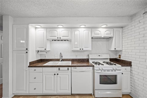 Tiny photo for 5787 Bonnie Brae Circle, Farmington, NY 14425 (MLS # R1723598)