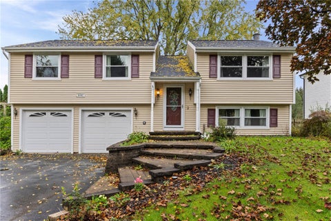 Tiny photo for 5787 Bonnie Brae Circle, Farmington, NY 14425 (MLS # R1723598)