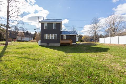 Photo of 3680 County Highway 35, Middlefield, NY 13450 (MLS # R1647335)
