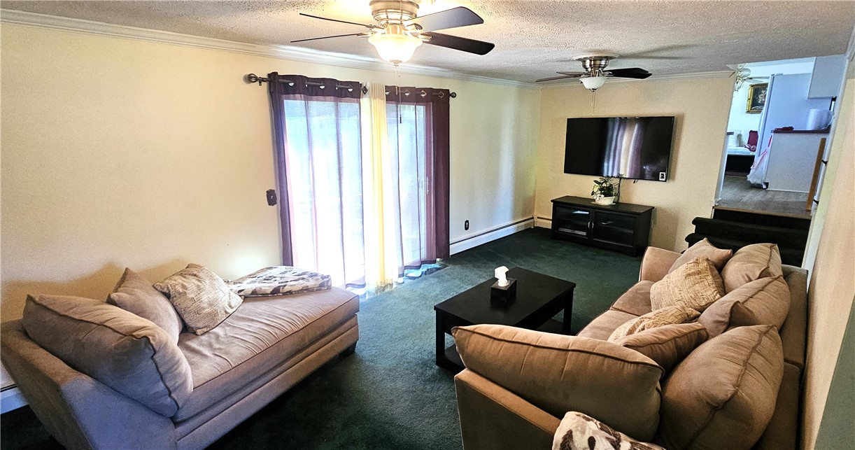 11 Donna Marie Circle, Gates, New York image 11