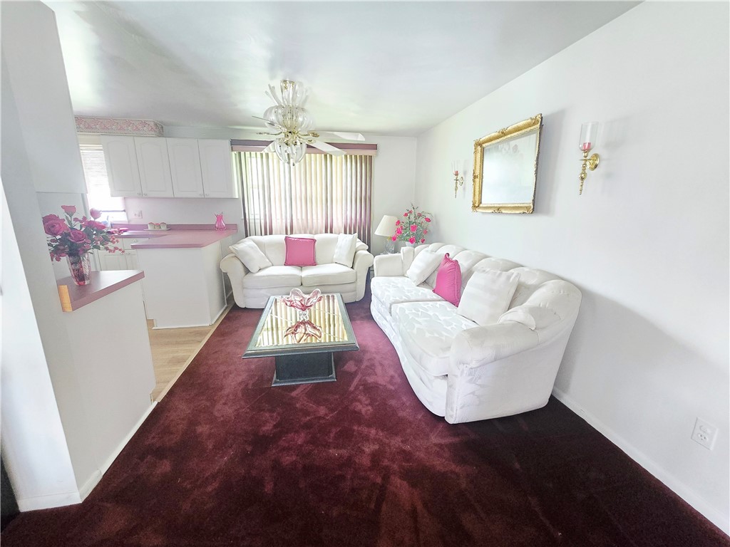 11 Donna Marie Circle, Gates, New York image 6