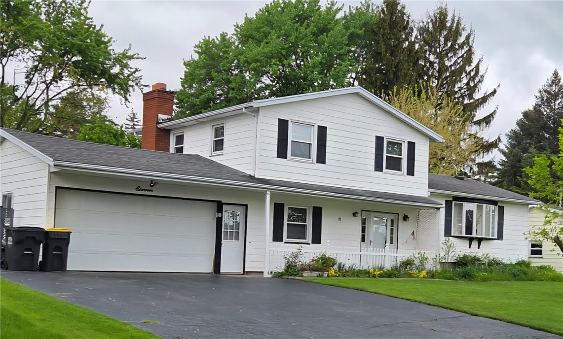 11 Donna Marie Circle, Gates, New York image 1