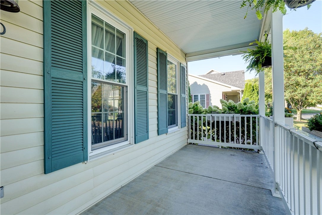 10 Hamlin Drive