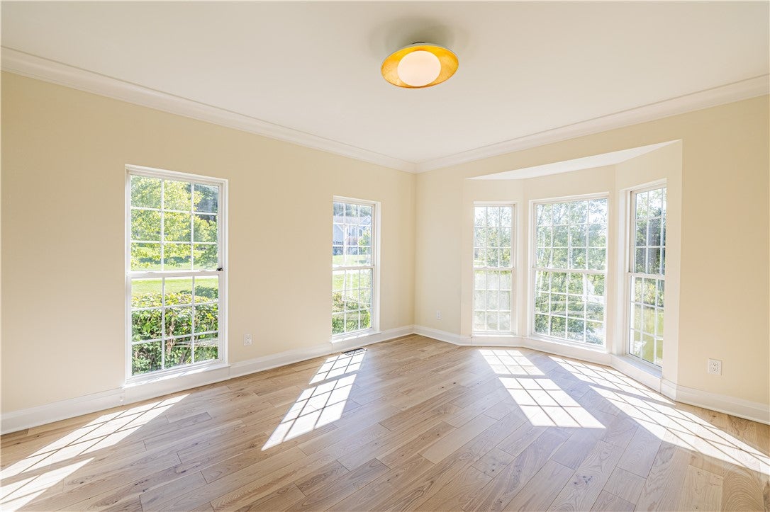 7942 Shire Lane