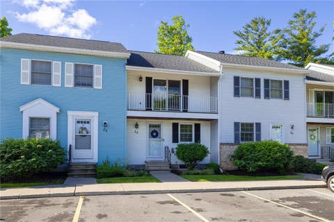 Townhouse For Sale - 25 Southfield Drive<br/> Webster, NY 14580