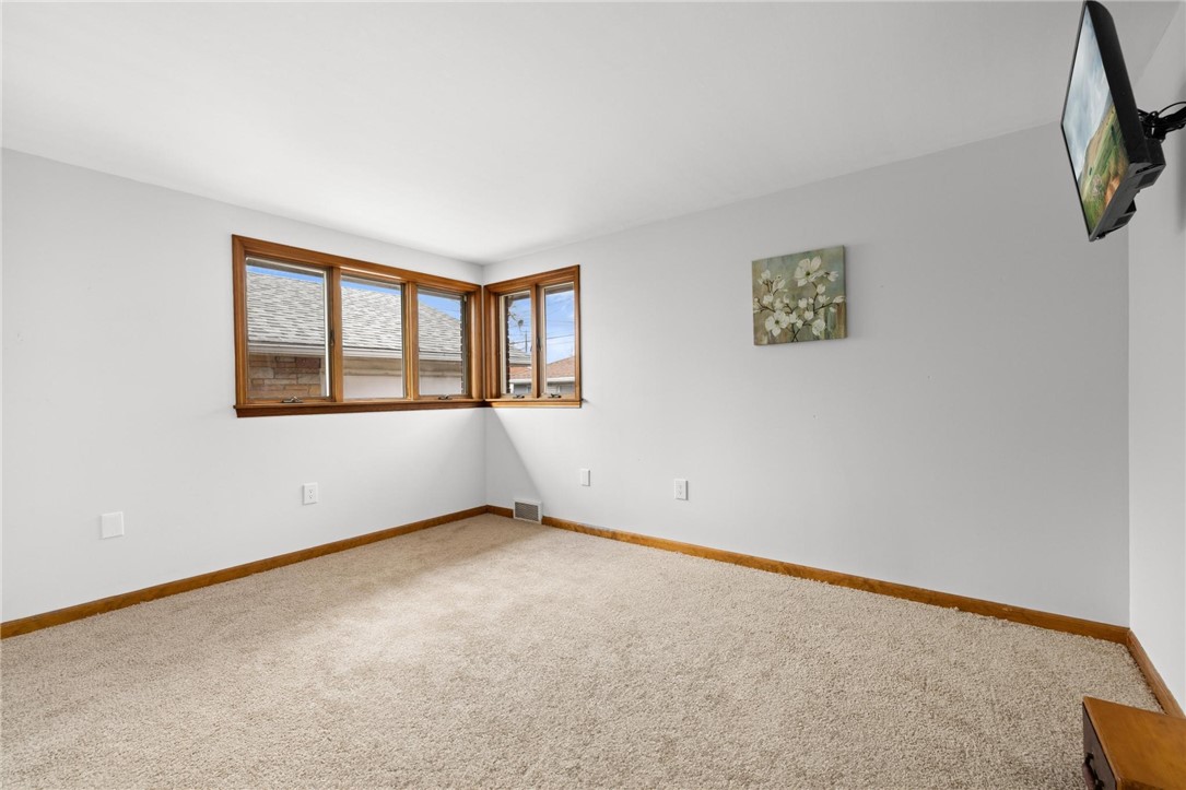 3360 Elmwood Avenue, Tonawanda, New York image 13