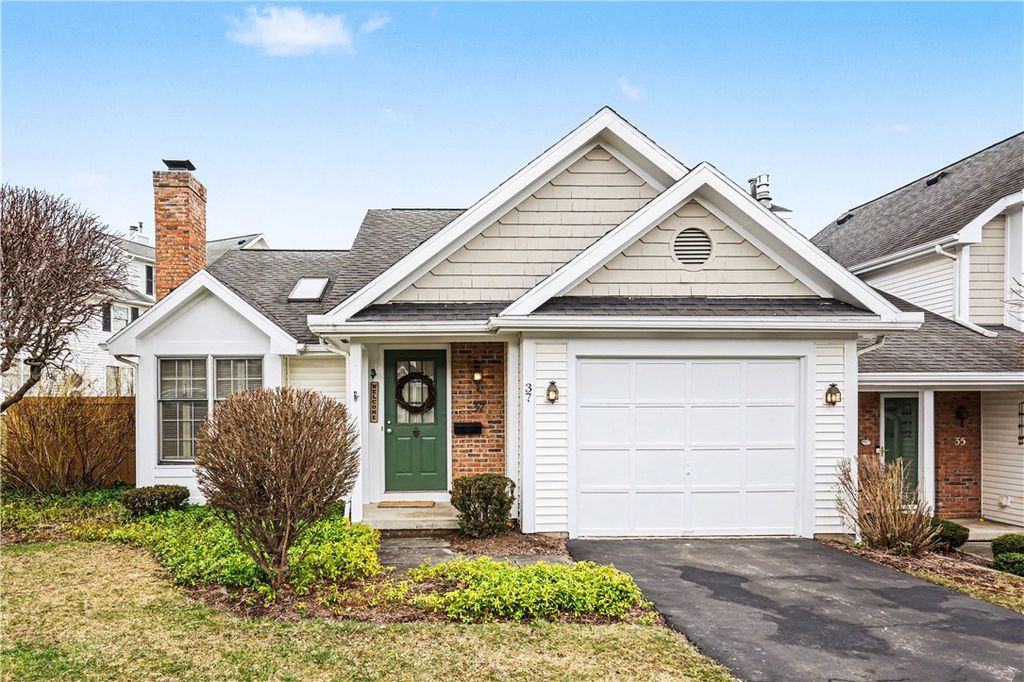 Photo of 37 Genesee View Trail, Chili, NY 14623 (MLS # R1666181)