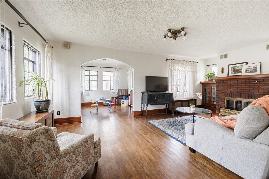 Search Properties 4 22 rhinecliff drive