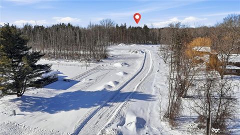 Tiny photo for 7 Moonshadow Landing, Hamlin, NY 14464 (MLS # R1659007)