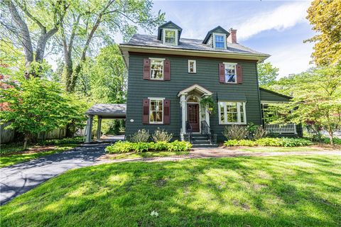 Photo of 1440 Highland Avenue, Rochester, NY 14620 (MLS # R1682681)
