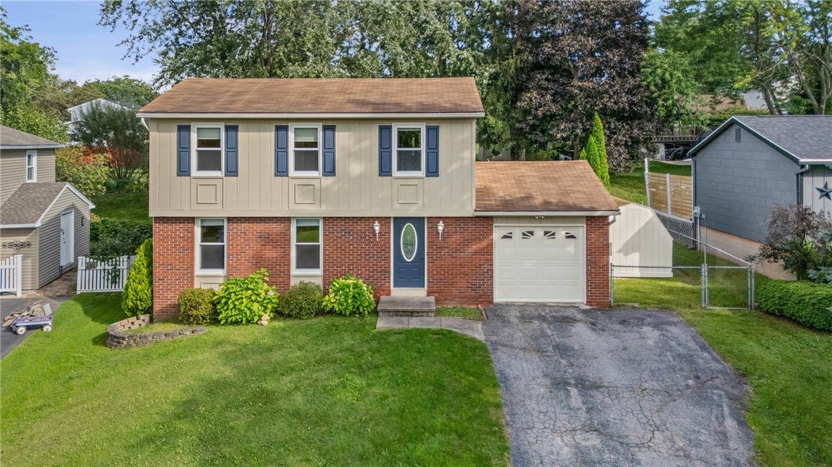 340 Village Walk Circle