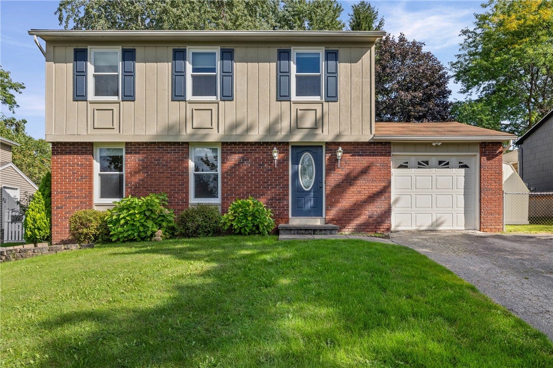 340 Village Walk Circle