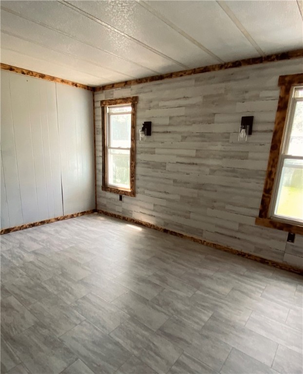 Ridgeway, New York 14103, United States, 2 Bedrooms Bedrooms, ,1 BathroomBathrooms,Residential,Active,90154