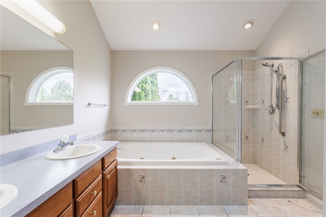 15 Stag Creek Trail, Clarkson, New York image 38