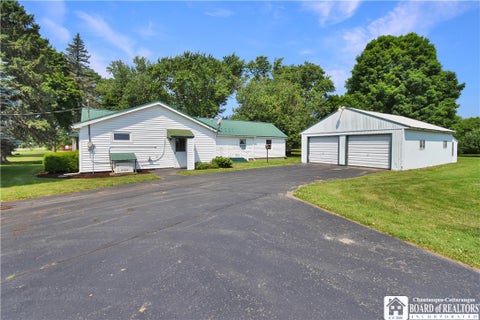 Photo for 6528 E Lake Road