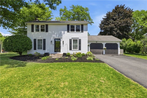 Homes For Sale - 763 Saffron Lane<br/> Webster, NY 14580