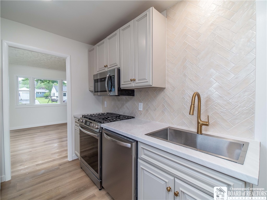 413 Chautauqua Avenue, Jamestown, New York image 6