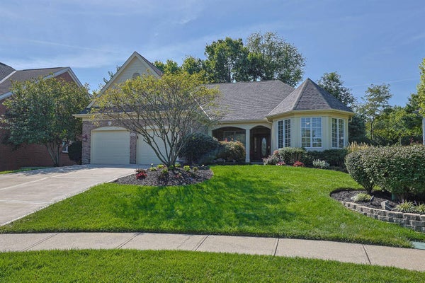 818 LAUREN DR, VILLA HILLS, KY 41017 - Image 0c100bf78968b8cf008ffd4b5bbccaf7/1486757006