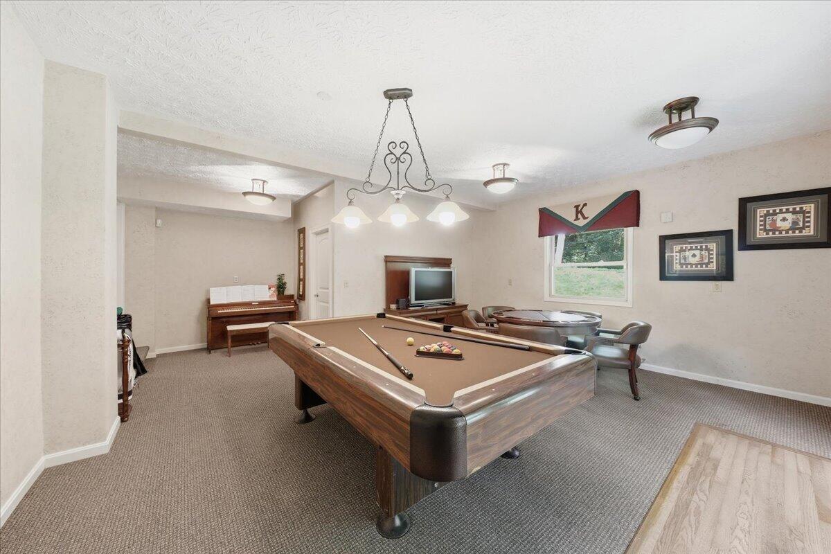 1839 Harmony Hill Dr, Union, KY, 41091, USA, 5 Bedrooms Bedrooms, ,5 BathroomsBathrooms,Residential,Pending,1839 Harmony Hill Dr,644213