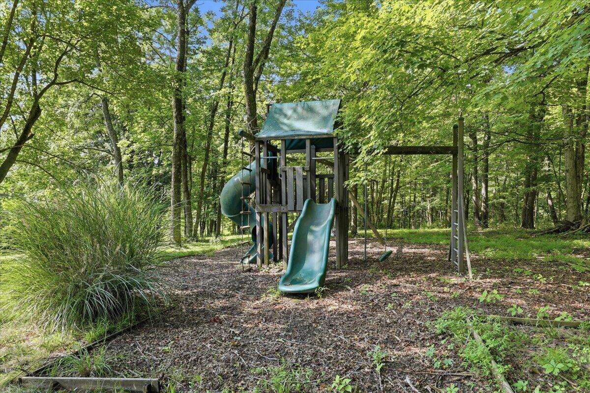 1839 Harmony Hill Dr, Union, KY, 41091, USA, 5 Bedrooms Bedrooms, ,5 BathroomsBathrooms,Residential,Pending,1839 Harmony Hill Dr,644213