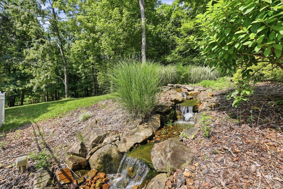 1839 Harmony Hill Dr, Union, KY, 41091, USA, 5 Bedrooms Bedrooms, ,5 BathroomsBathrooms,Residential,Pending,1839 Harmony Hill Dr,644213