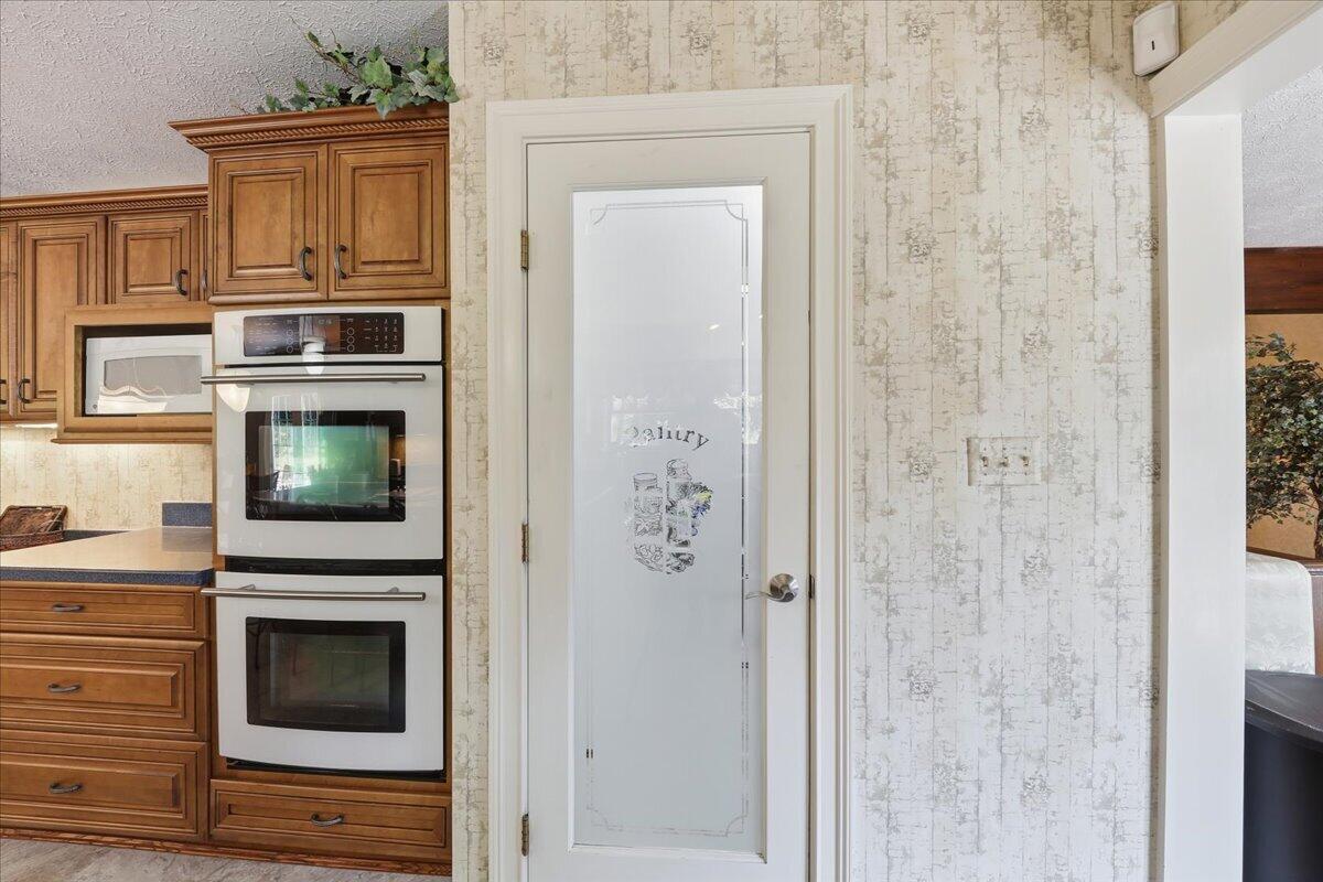 1839 Harmony Hill Dr, Union, KY, 41091, USA, 5 Bedrooms Bedrooms, ,5 BathroomsBathrooms,Residential,Pending,1839 Harmony Hill Dr,644213