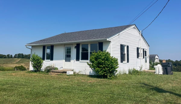 625 FALMOUTH ST, WILLIAMSTOWN, KY 41097 - Image 201e320d7eeffe676fbcf8c5bf7f185d/3499004412
