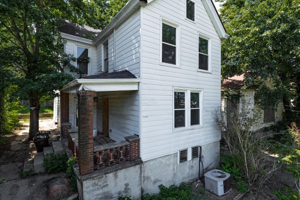 1718 MONMOUTH ST, NEWPORT, KY 41071 - Image 2425c51bdafb91ad65048b03c942f7cf/4216683087