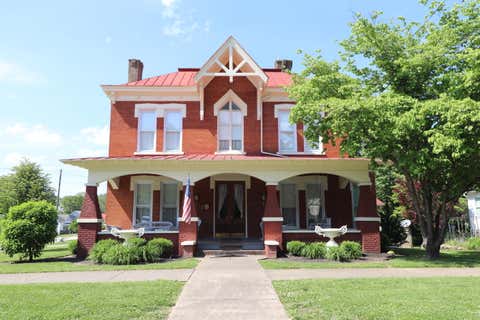 Photo for 401 E 4th Street