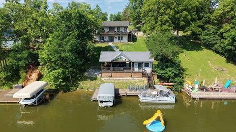 Photo for 12 Elk Lake Resort Road