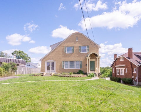 Photo of 710 Highland Avenue, Fort Thomas, KY 41075 (MLS # 646662)