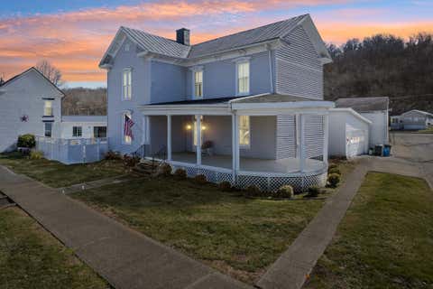 Photo for 202 E 4th Street