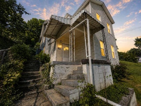 Photo for 444 W 2nd Street