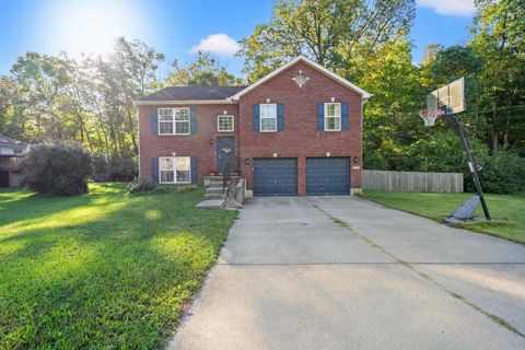 Photo of 721 Vincent Drive, Taylor Mill, KY 41015 (MLS # 636844)