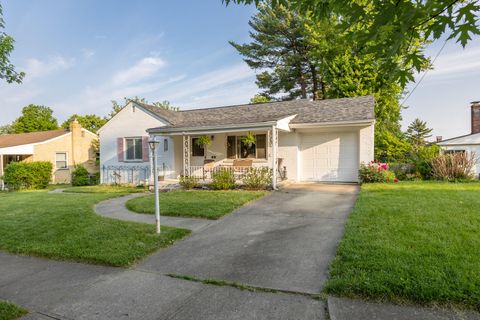 Photo for 11 Clover Ridge Avenue, Fort Thomas, KY 41075 (MLS # 613754)