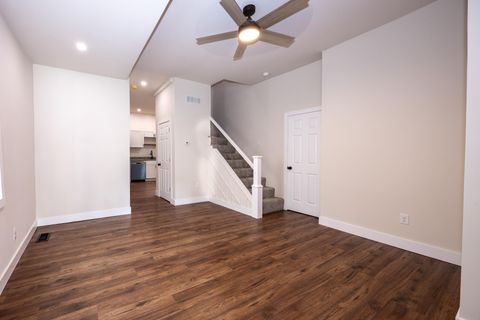Tiny photo for 106 Ward Avenue, Bellevue, KY 41073 (MLS # 635106)