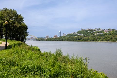 Tiny photo for 106 Ward Avenue, Bellevue, KY 41073 (MLS # 635106)