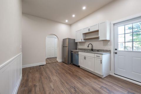 Tiny photo for 106 Ward Avenue, Bellevue, KY 41073 (MLS # 635106)
