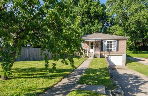 Photo of 304 Timberlake Avenue, Erlanger, KY 41018 (MLS # 643178)