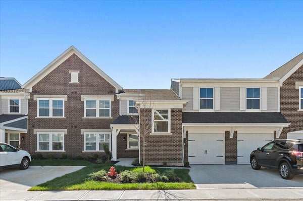 906 WALTON TERRACE DR, WALTON, KY 41094 - Image 64bbbbfda939d5e77254c0f108a5645f/2951718981