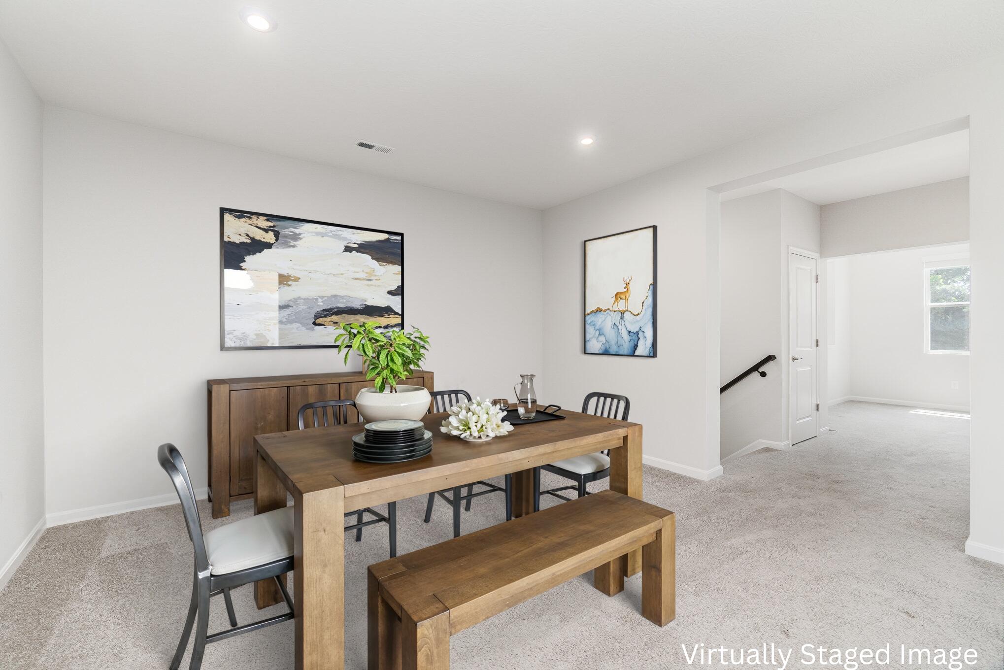 Florence, Kentucky 41042, United States, 2 Bedrooms Bedrooms, ,2 BathroomsBathrooms,Residential,Active,216560