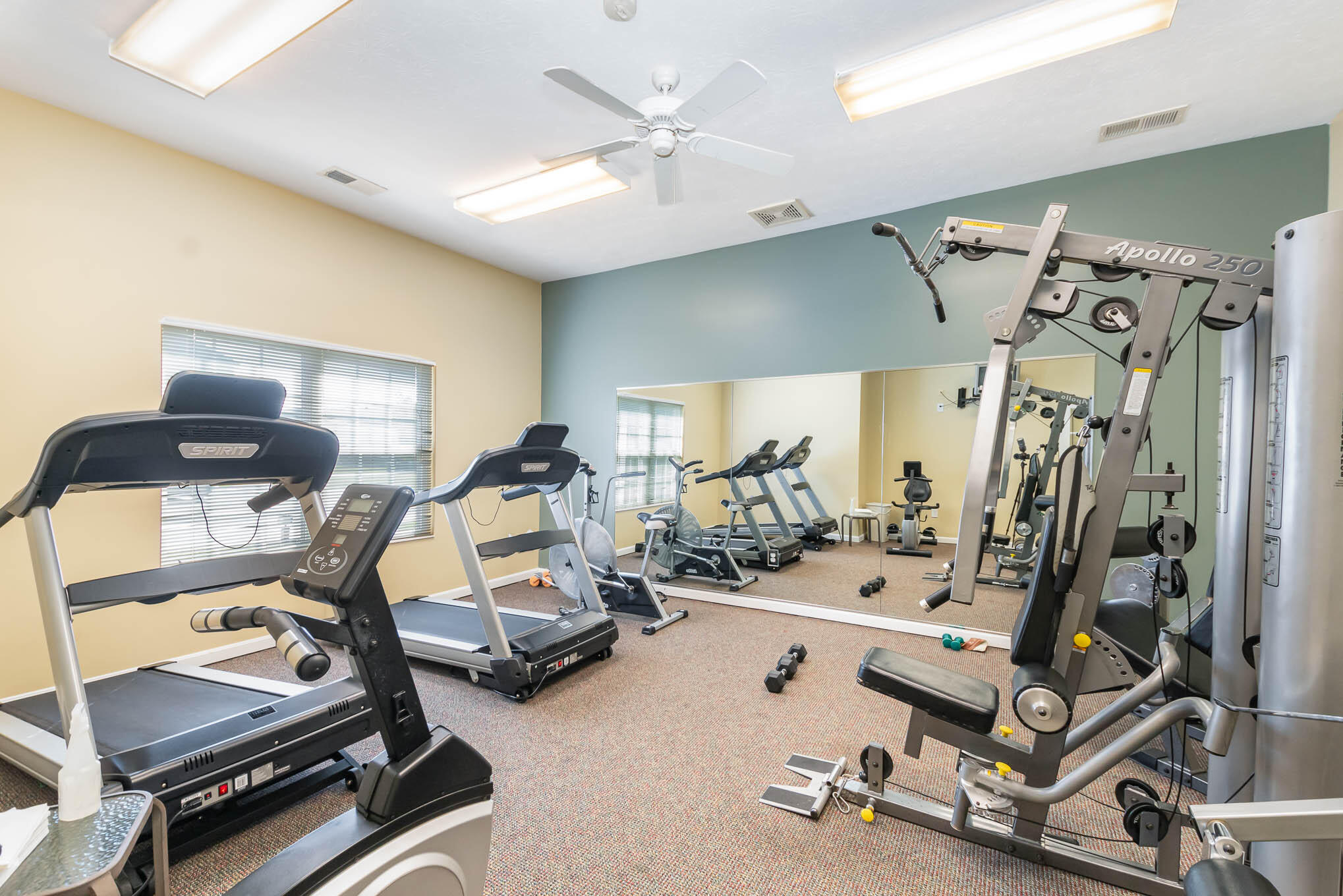 Florence, Kentucky 41042, United States, 2 Bedrooms Bedrooms, ,2 BathroomsBathrooms,Residential,Active,216560