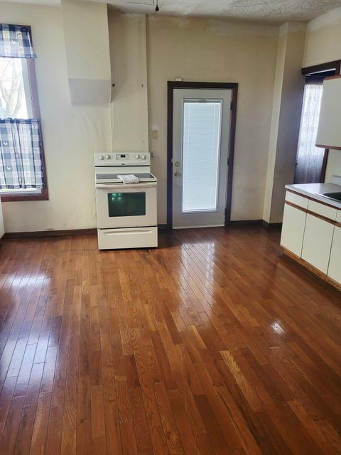 Tiny photo for 330 W 9th Street W, Newport, KY 41071 (MLS # 638258)